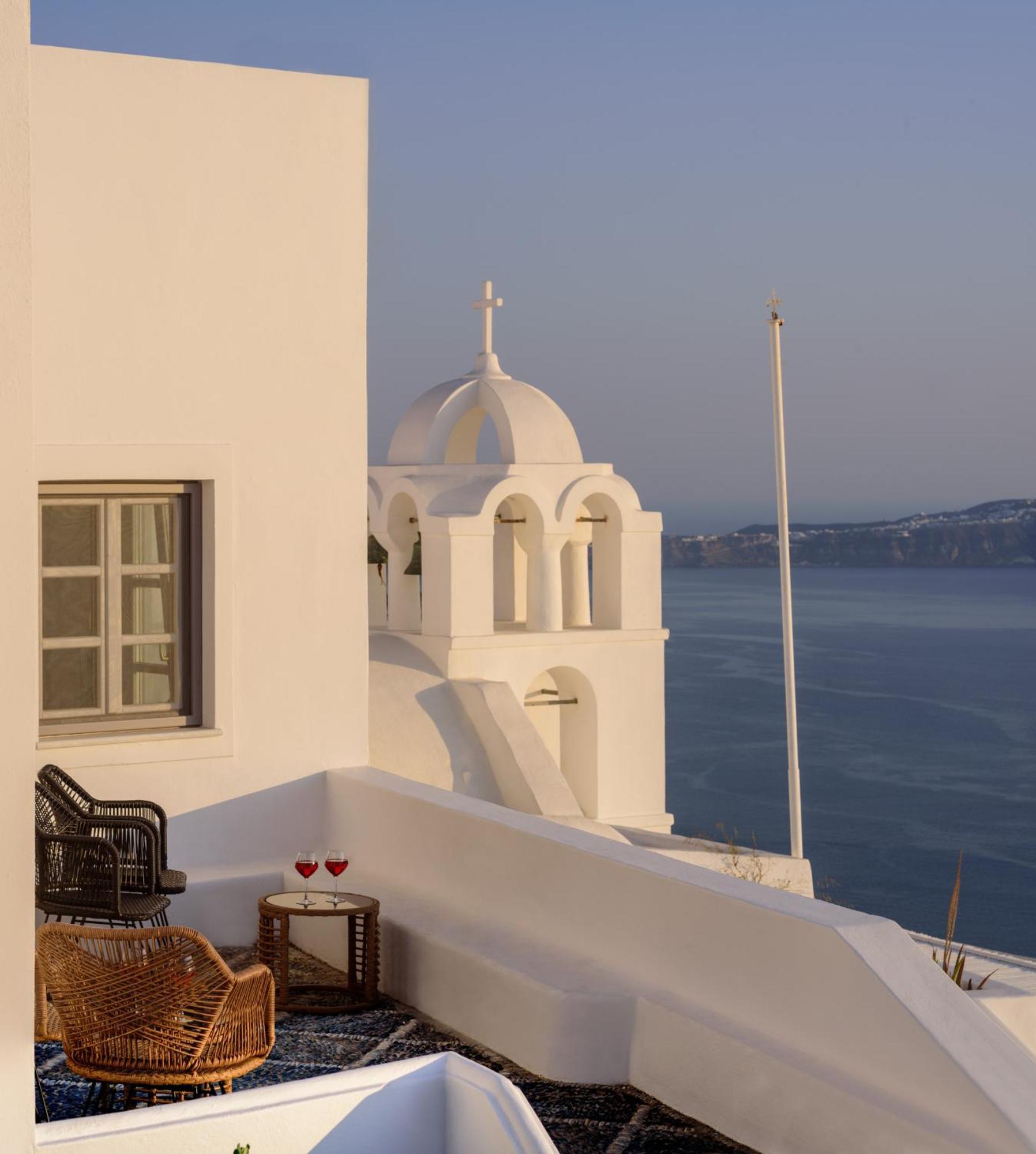 Anemos Family Suites Fira  Bagian luar foto
