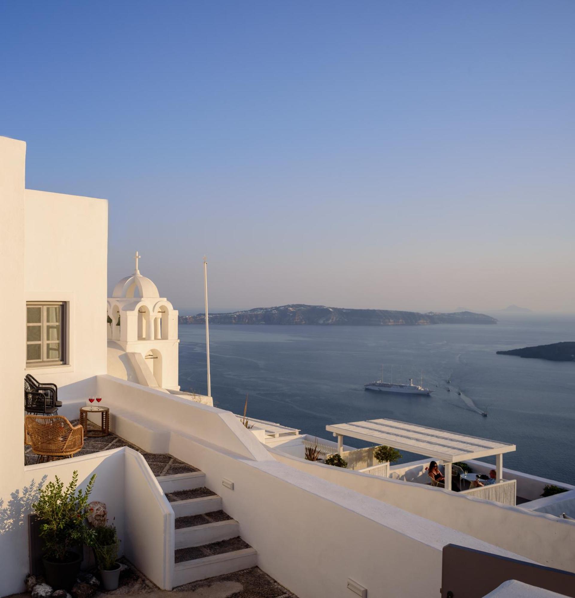 Anemos Family Suites Fira  Bagian luar foto