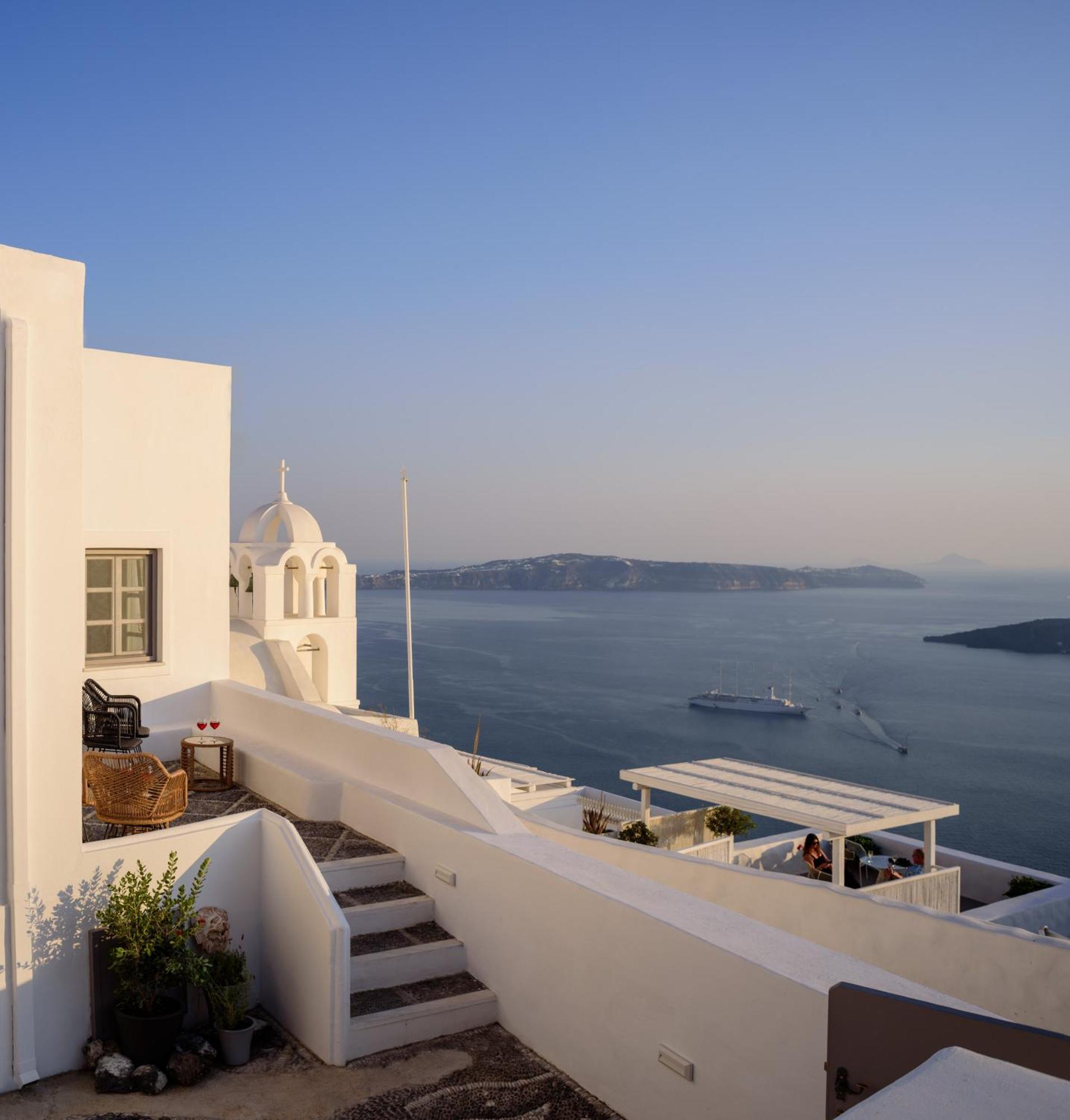 Anemos Family Suites Fira  Bagian luar foto