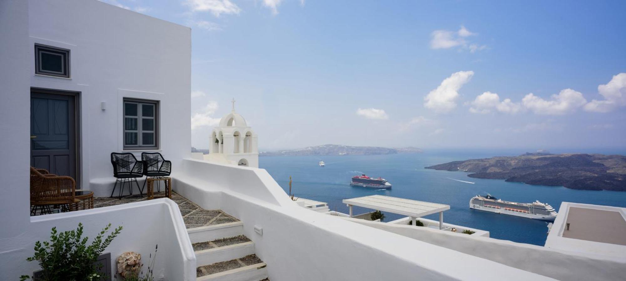 Anemos Family Suites Fira  Bagian luar foto