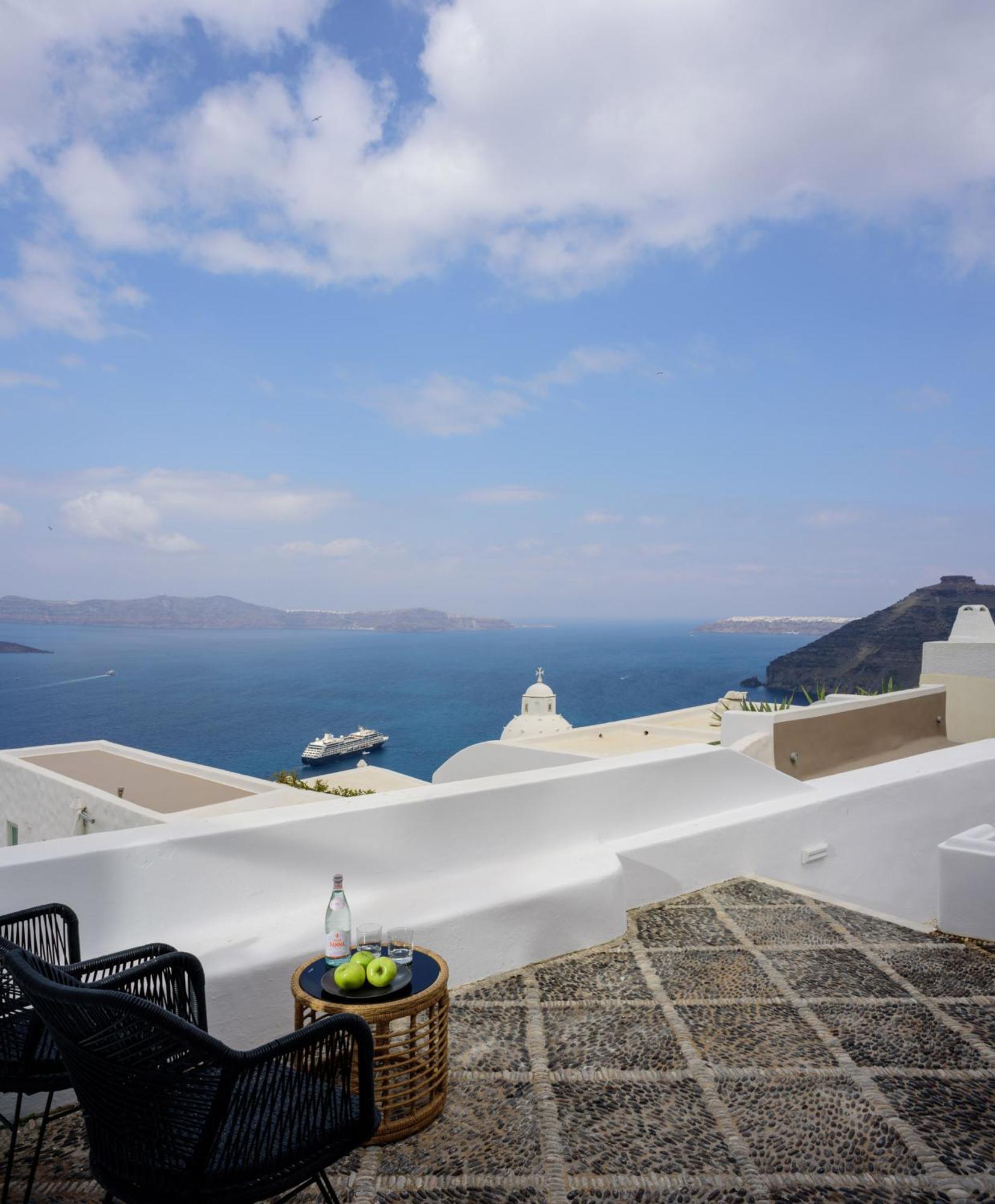 Anemos Family Suites Fira  Bagian luar foto